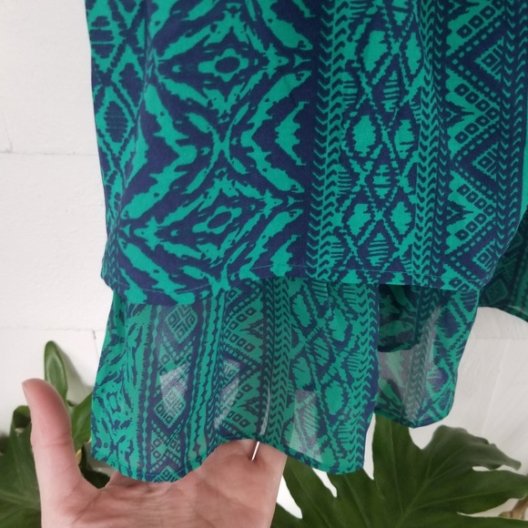 Patterned Racerback Tank - Picture 4 of 5